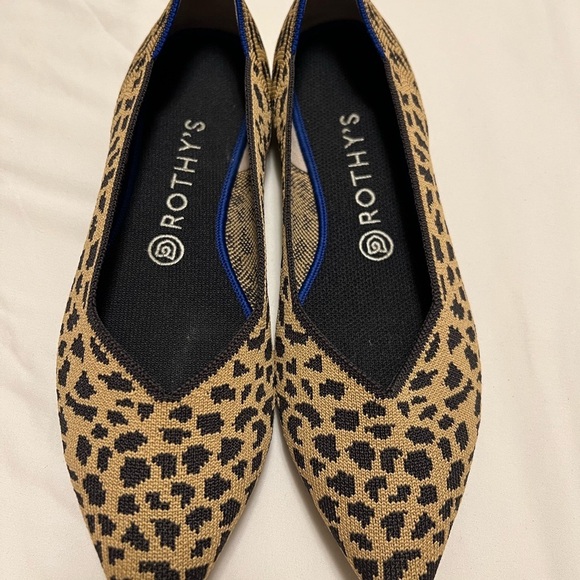Rothy's Shoes - Rothy's Leopard Print Women's Shoes the point size 9.5 like new